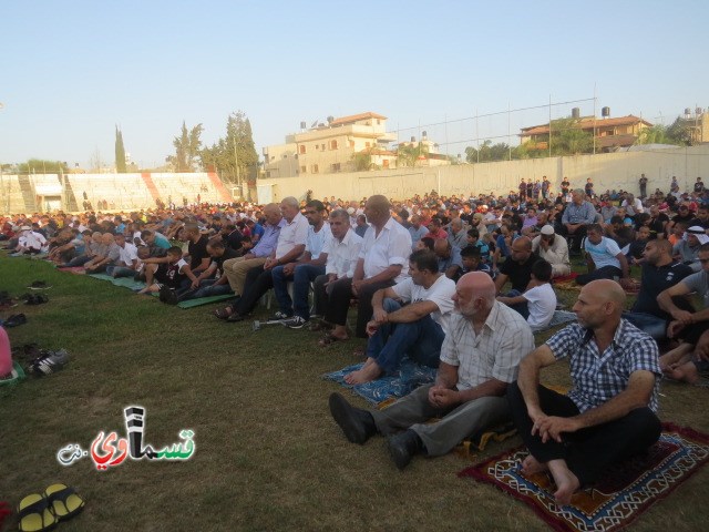  كفرقاسم - فيديو : تتصافح الايدي وتتعانق الرقاب في صلاة عيد الاضحى المبارك في المصلى ومشاركة واسعة مع الابتسامة 